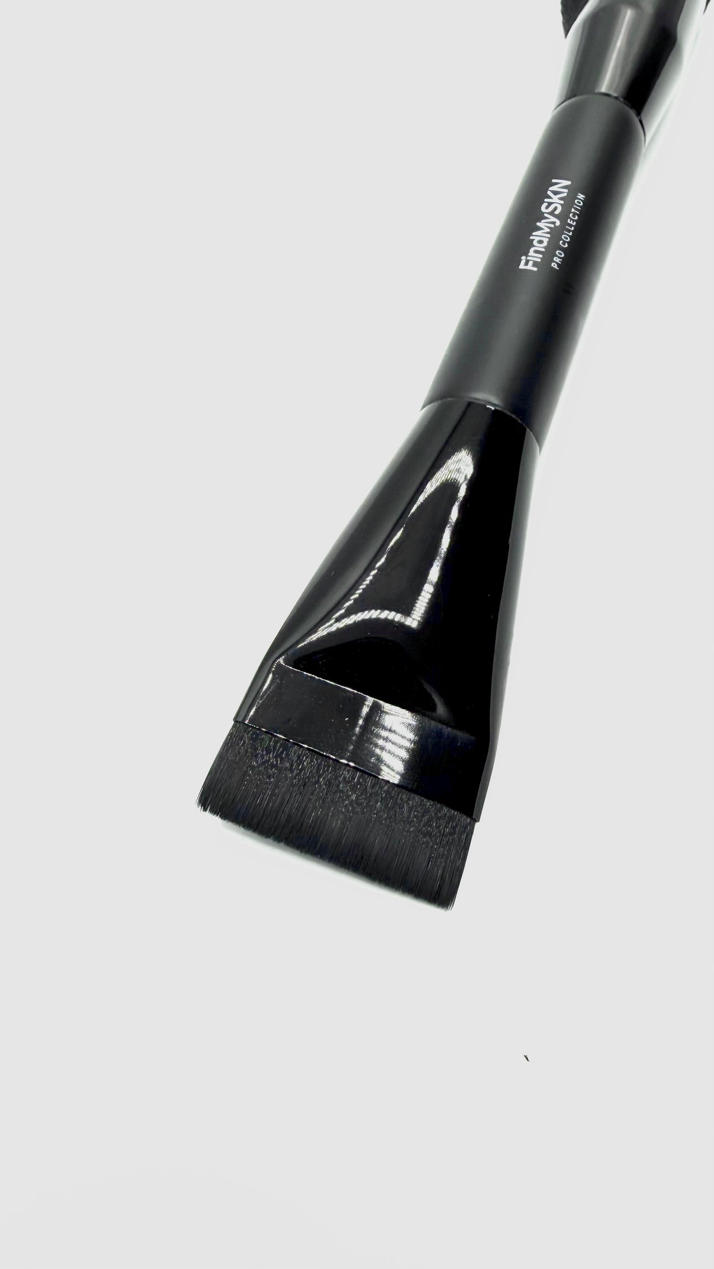 Dual-Ended Pro Complexion Brush