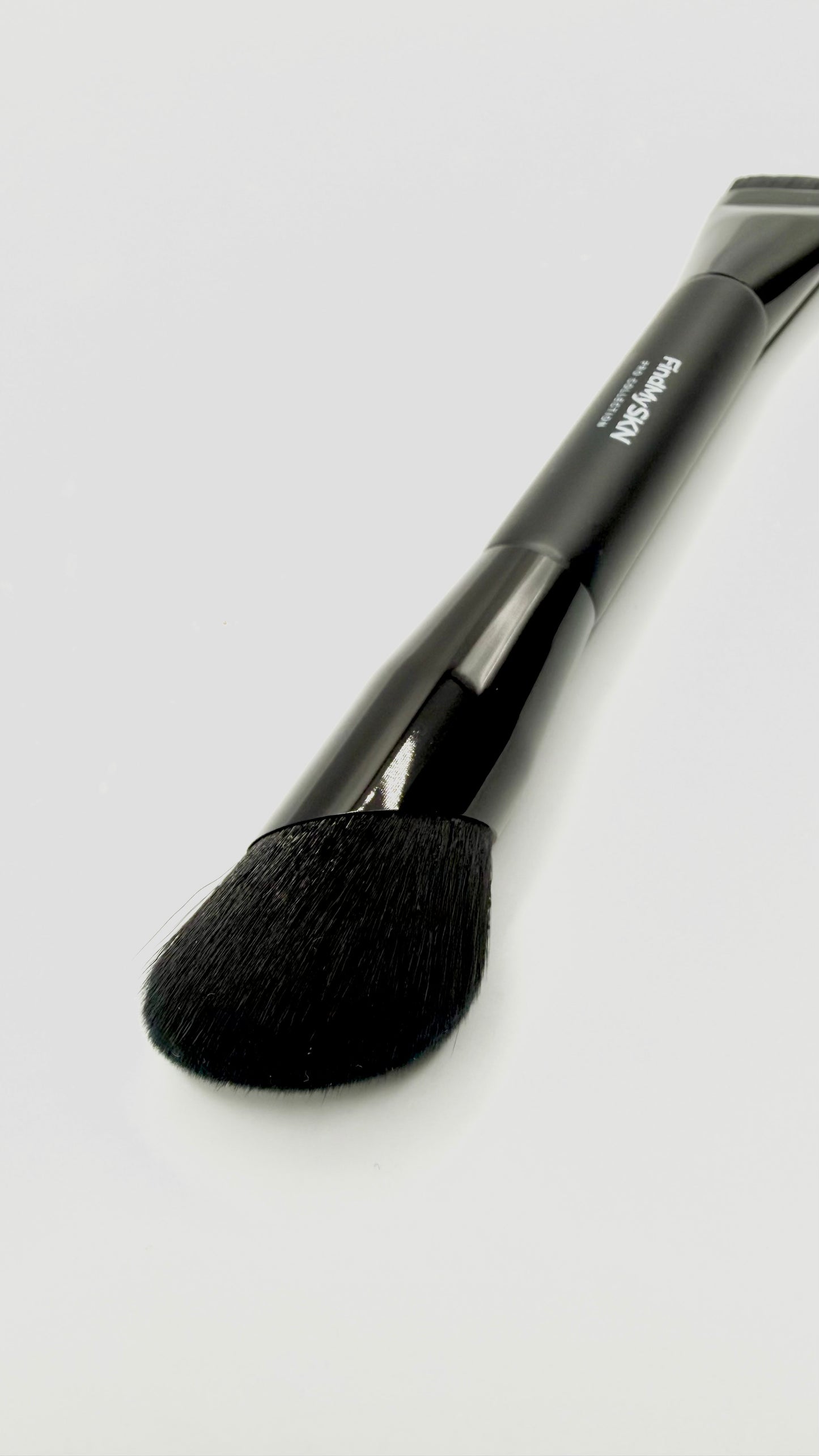 Dual-Ended Pro Complexion Brush